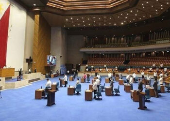 Retired SC justices divided on cha cha