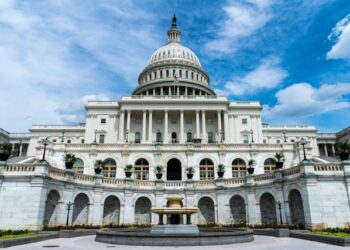 Independent grocer testifies to protect SNAP