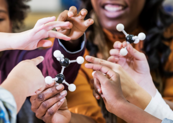 While STEM jobs grow, access barriers remain for US Students