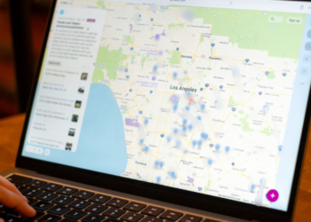 As ICE sightings flood social media, immigration advocates push for accuracy